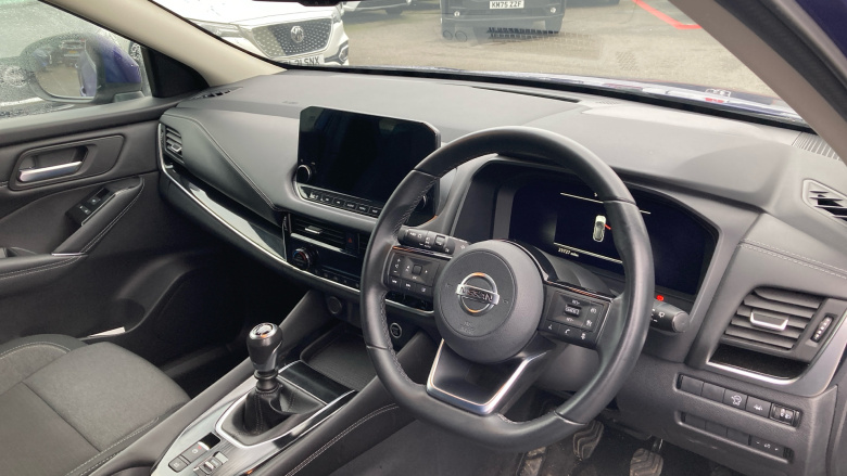 Nissan Qashqai 1.3 DiG-T MH N-Connecta 5dr Petrol Hatchback